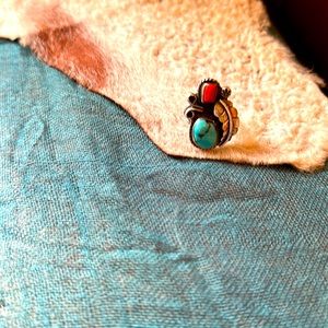 Turquoise + Red Coral ring 💓